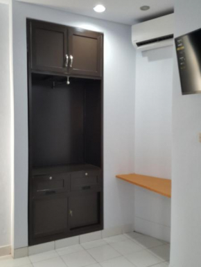 C4 homestay